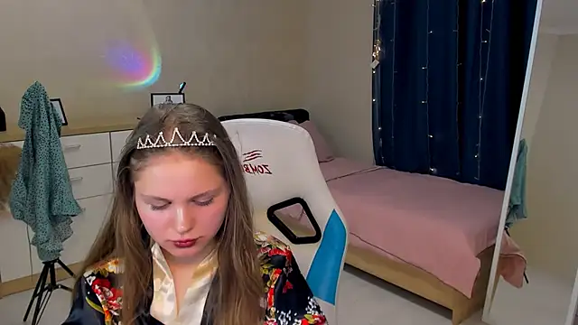 Alisa_Sweetiee webcam
