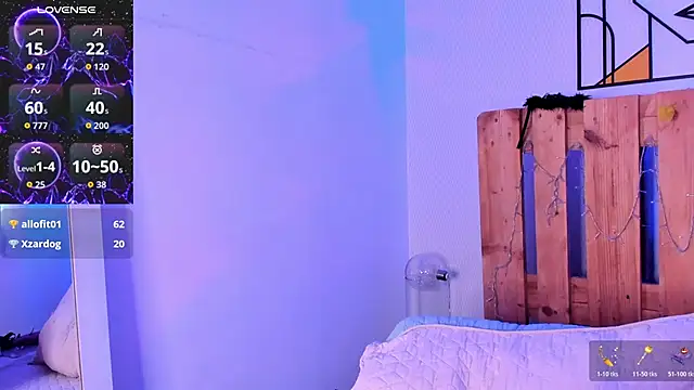 coral_jonesss webcam