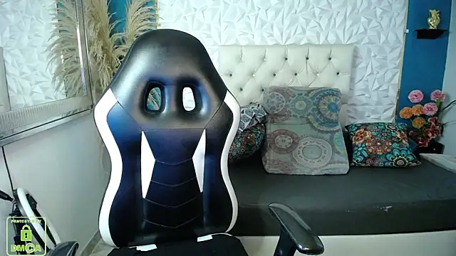 nathaliasweet_11 - NathaliaSweet_11's free webcam