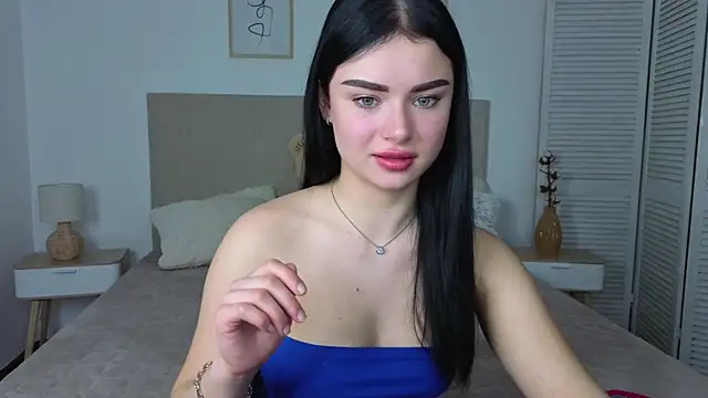 silena_sky - Silena_sky's free webcam