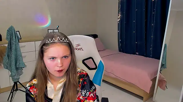 Alisa_Sweetiee webcam