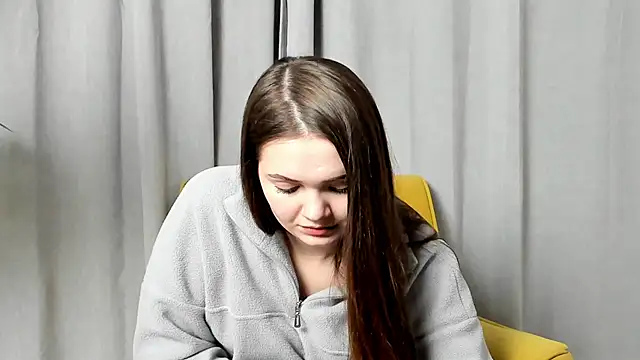 myeshakorsak - MyeshaKorsak's free webcam - UK Sex Cams