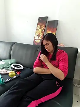 scarlett-leh - Scarlett-Leh's free webcam