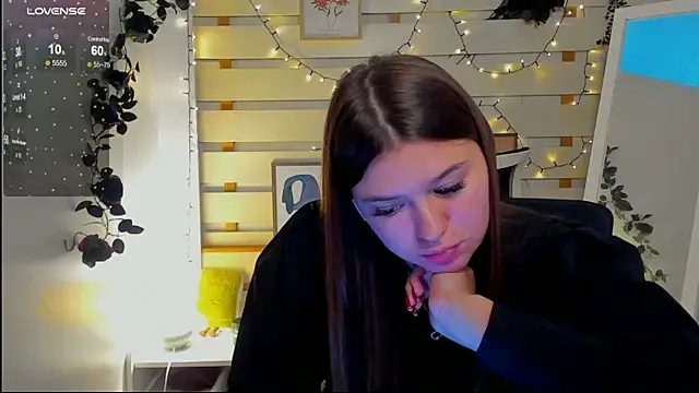 Josephine_Kiss webcam