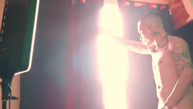 AlphaMasterXxx webcam