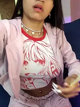 Lauraa_pink12 webcam