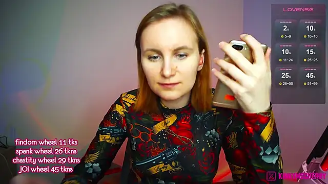 KinkyMissCherry webcam