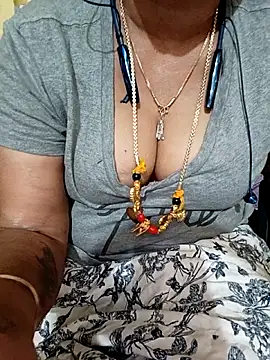 Webcam Model (negatamil)  is live.Free join now!