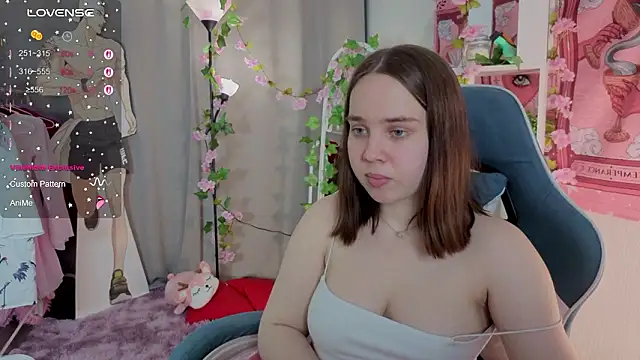 lunalyna webcam