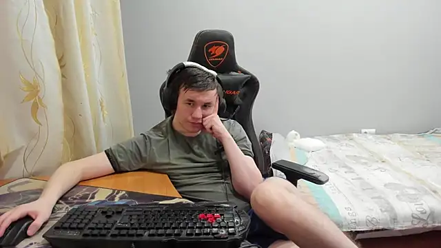 iliaskrislove webcam