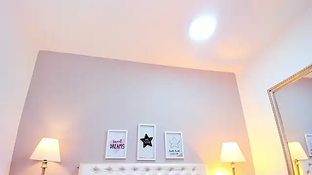 megan_loviitz webcam