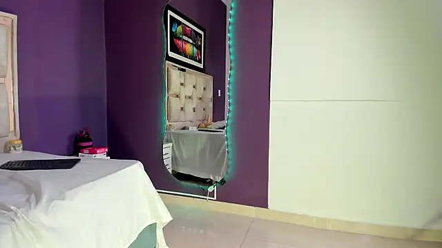 emilyy_cooperr - Emilyy_cooperr's free webcam