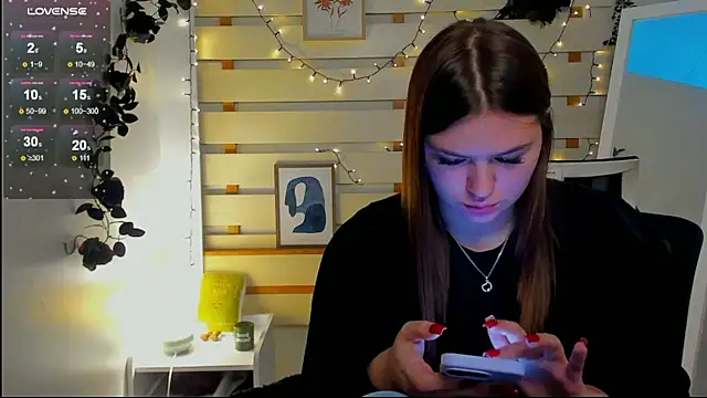 Josephine_Kiss webcam