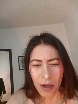 natashaanurak webcam