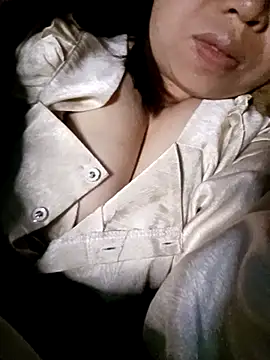 julybe - Julybe's free webcam