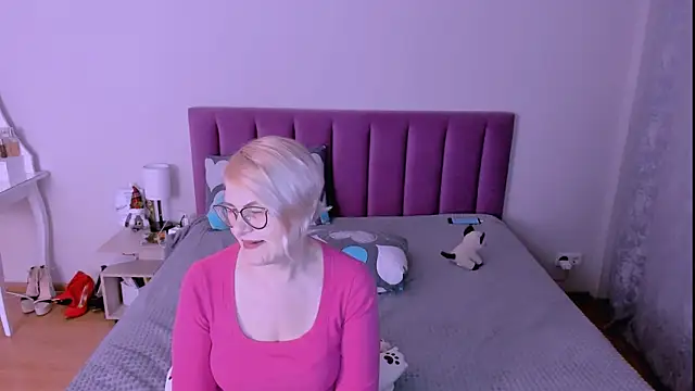 sabrinamacmarren - Sabrinamacmarren's free webcam