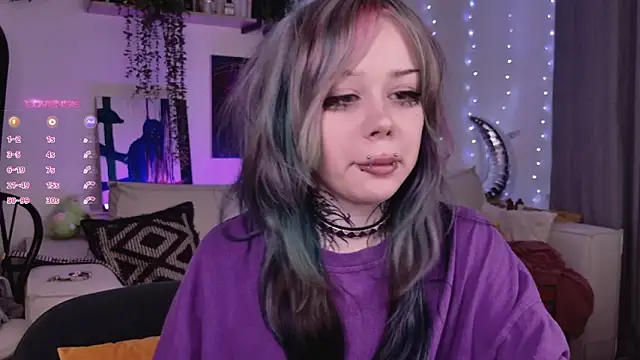 lollyshy (F teen) - Play with pussy