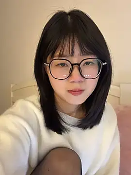 美女Ella-AAAAA在线直播