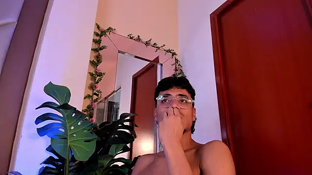 alexandro_castillo webcam