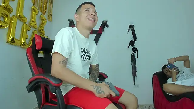 Steven_and_Camilo18 webcam