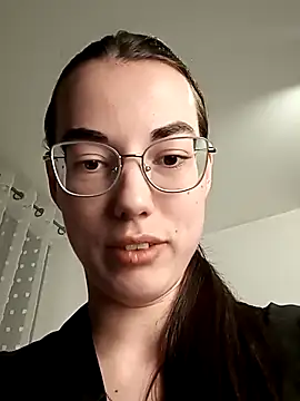 emmajacson - EmmaJacson's free webcam - UK Sex Cams