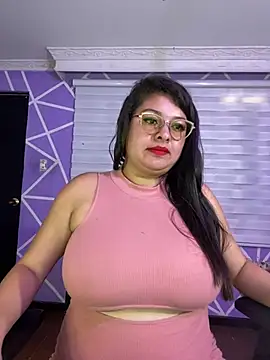 miiaajoness - MiiaaJoness's free webcam