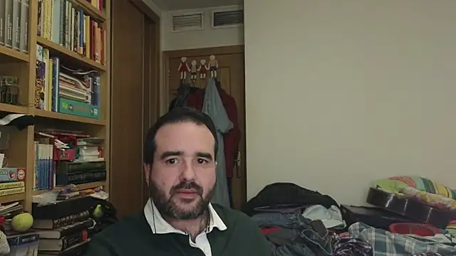 curiosillo83 - Curiosillo83's free webcam