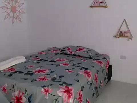 youlucysexy - YOULUCYSEXY's free webcam