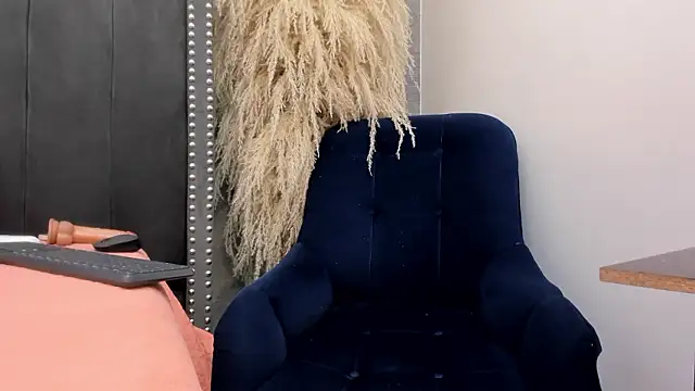 anikka_albrite_ - Anikka_Albrite_'s free webcam