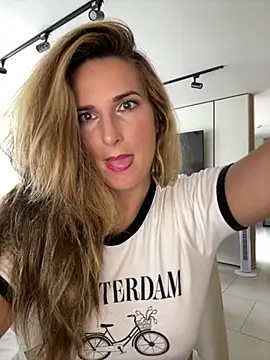 Thescorpionfr_'s room