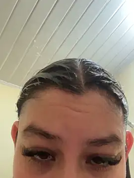 honey_luminair webcam