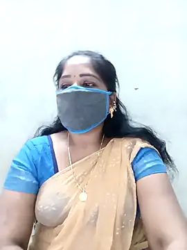 MaaliiiPonuTamil webcam