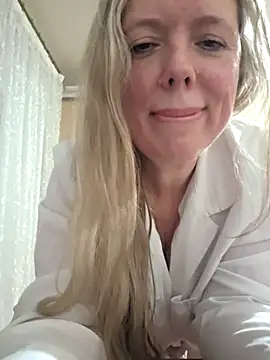 irina3718 - Irina3718's free webcam