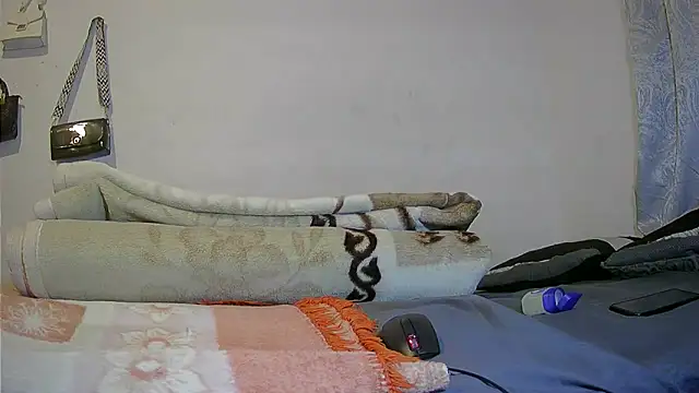 spicyexi - SpicyExi's free webcam