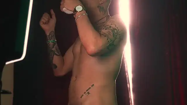 AlphaMasterXxx webcam