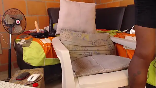 sexyblackxx12 webcam