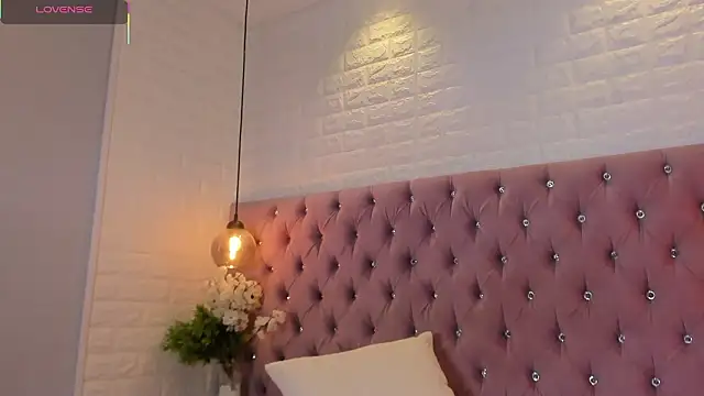 amber_sparkle webcam