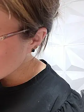 EmmaValencia_ webcam