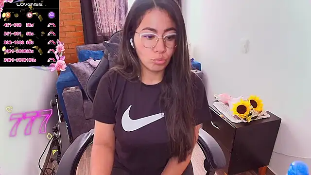 kendall_sexy27 - Kendall_sexy27's free webcam