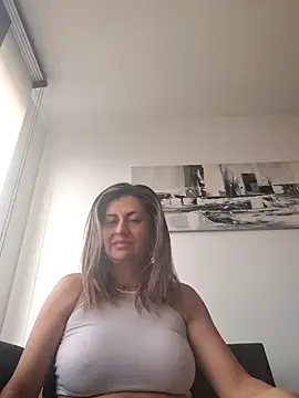 Latiinvenushot webcam