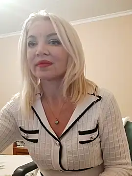 mirastar984 - MiraStar984's free webcam