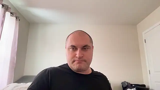 SluggishChase99 webcam