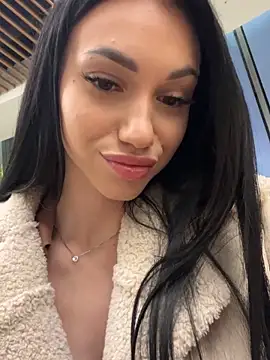 ilariea_girl - Ilariea_girl's free webcam