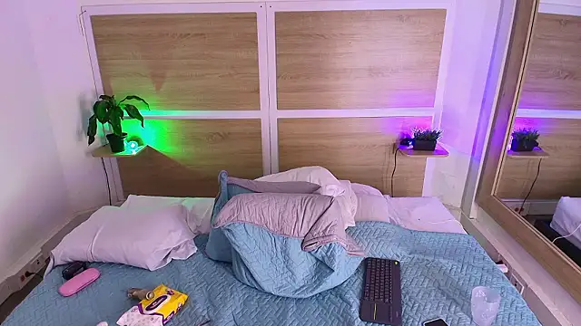 valerycortezm - ValeryCortezm's free webcam