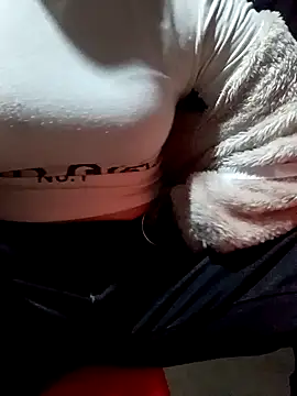 nat-tri - Nat-tri's free webcam