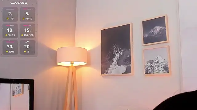 tiffany_low - Tiffany_Low's free webcam