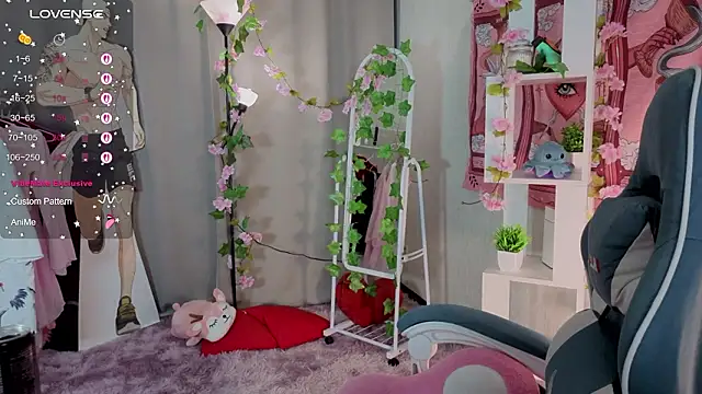 lunalyna - Lunalyna's free webcam - UK Sex Cams