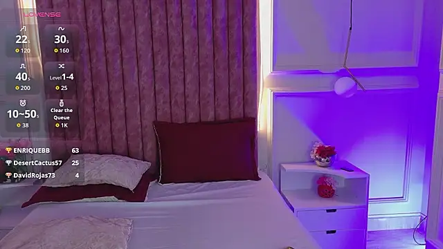 Crystal-Woods webcam