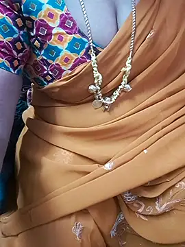 tamil_ammani (F milf) - Boobs show😜😜😝🥰🔥🔥🔥
