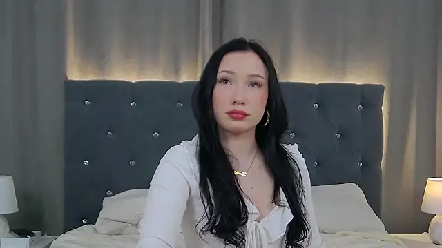 leilalow - LeilaLow's free webcam